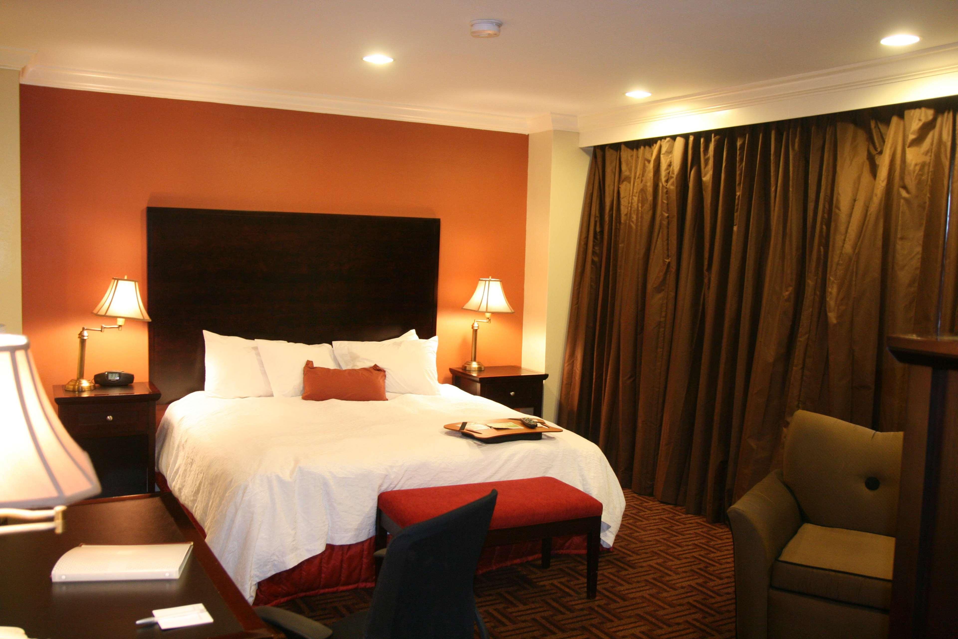 Hampton Inn&Suites Stamford Exterior foto